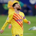 Messi tỏa sáng giúp Barca lên đỉnh La Liga, Liverpool tạo thêm kỷ lục ở EPL