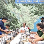 Thủ tướng Chính phủ thành lập Ban Chỉ đạo tiền phương ở Đà Nẵng để chỉ đạo ứng phó với bão số 4