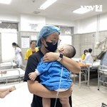 Tai nạn sinh hoạt rình rập trẻ mọi lúc, mọi nơi