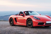 Porsche tiếp tục triệu hồi lần 2 trong tháng 10 vì nguy cơ gây cháy xe