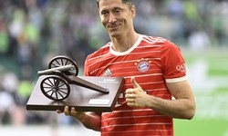 Bayern gây khó dễ cho Barca vụ chiêu mộ Lewandowski
