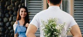 Chẳng phải đồ hiệu, xe sang, đàn ông 'tặng' bạn 4 thứ này mới là yêu bạn thật lòng