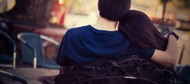 Chưa quên được người cũ, thì đừng bắt đầu với người mới...