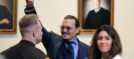 “Cướp biển” Johnny Depp chi tiền “khủng” ăn mừng thắng kiện vợ cũ